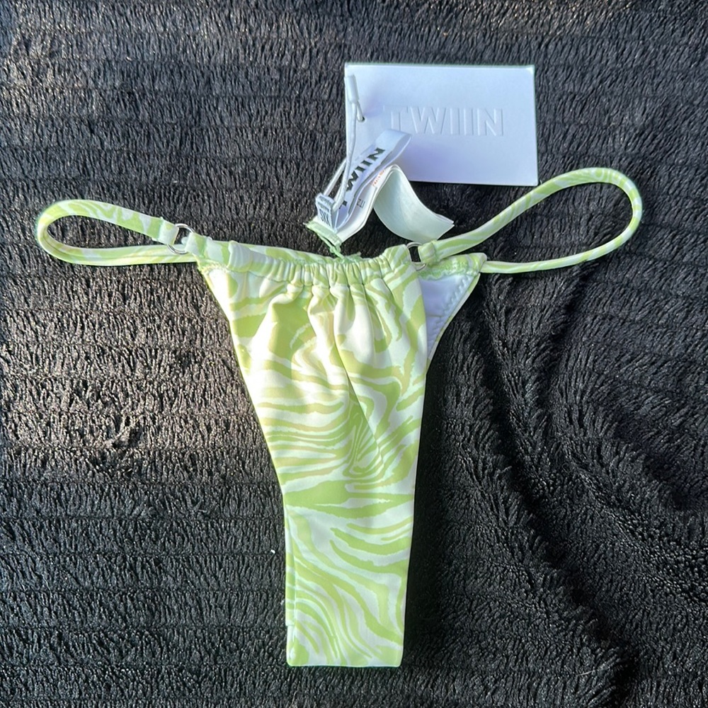 Twiin bikini bottom in size xxs green and white